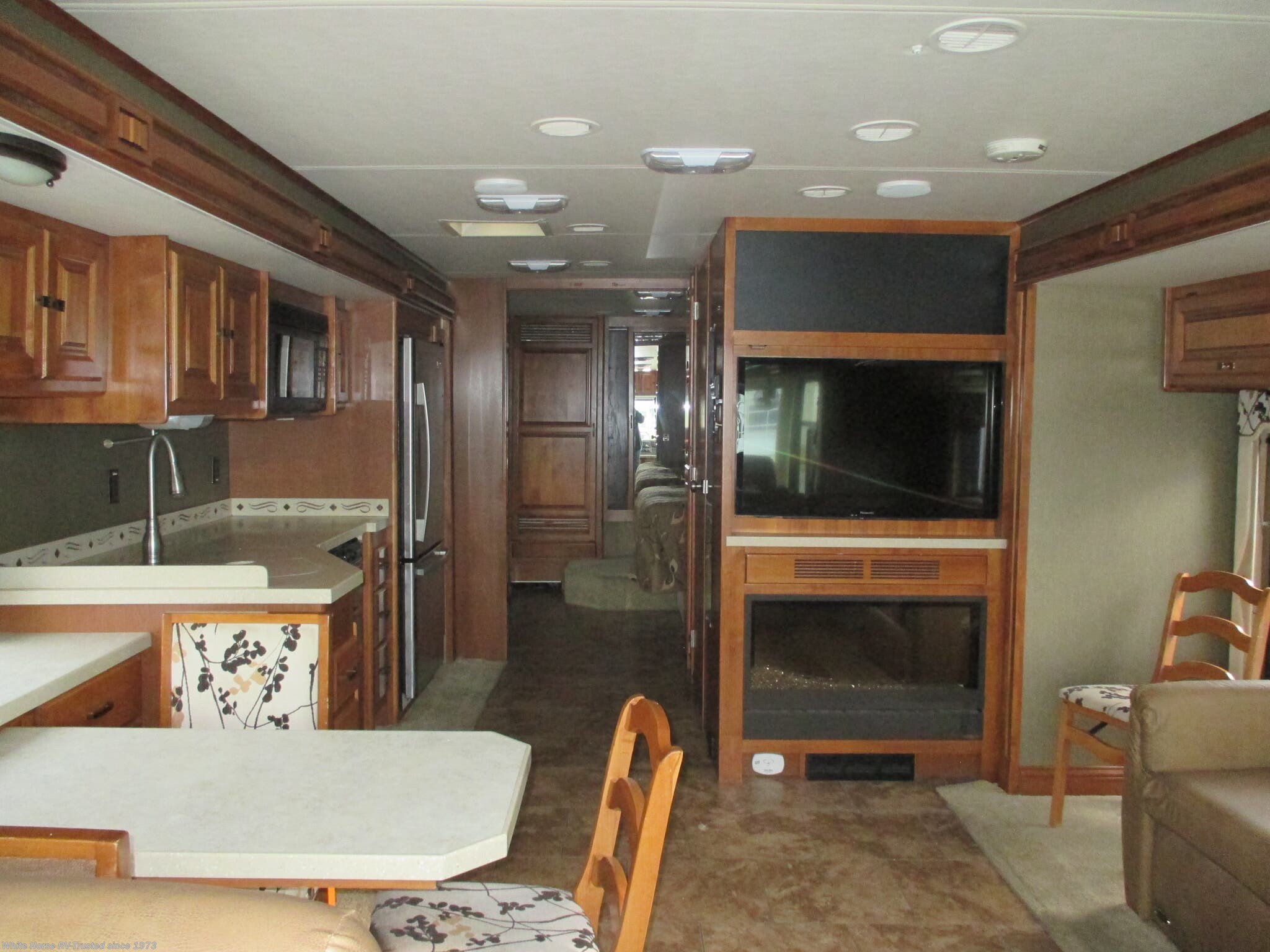 Contact us now about this 2013 Tiffin Allegro Red 33 AA Quad Slide, Rear East-West King Bedroom! 2013 Allegro Red 33 AA Quad Slide, Rear East-West King Bedroom by Tiffin from White Horse RV Center in Williamstown, New Jersey