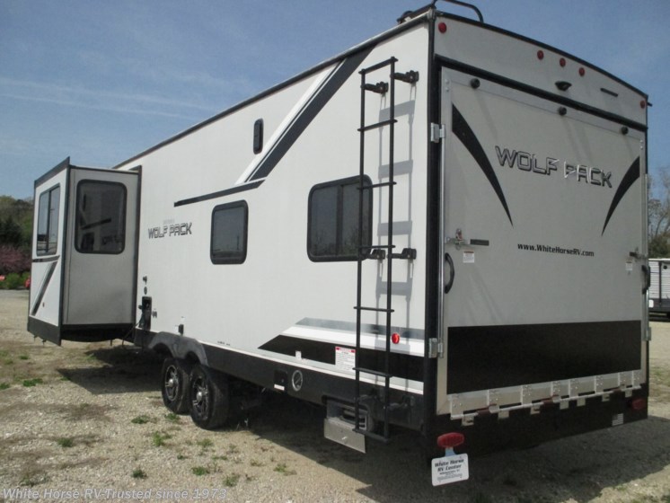 Email now about this 2020 Forest River Cherokee Wolf Pack 25PACK12+ Theater Seat Slide, Rear 12' Cargo ! Used 2020 Forest River Cherokee Wolf Pack 25PACK12+ Theater Seat Slide, Rear 12' Cargo available in Williamstown, New Jersey