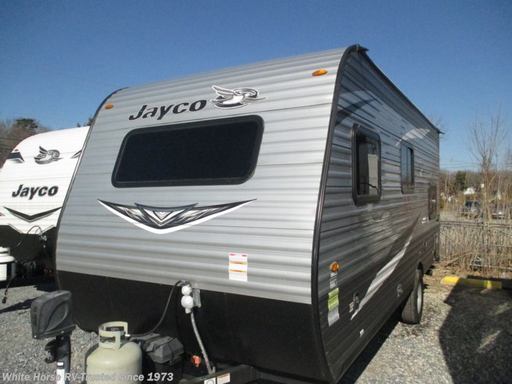 Email now about this 2021 Jayco Jay Flight SLX 7 174BH Front Queen, Rear Bunk Beds! Used 2021 Jayco Jay Flight SLX 7 174BH Front Queen, Rear Bunk Beds available in Williamstown, New Jersey