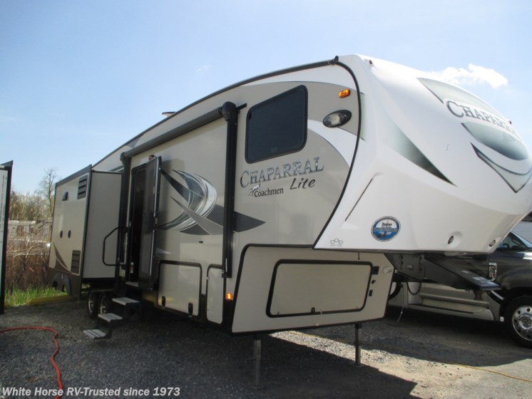 Email now about this 2018 Coachmen Chaparral Lite 29BHS 2-BdRM Triple Slide, Rear Bunkhouse! Used 2018 Coachmen Chaparral Lite 29BHS 2-BdRM Triple Slide, Rear Bunkhouse available in Williamstown, New Jersey