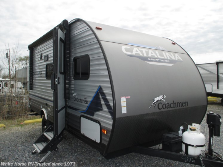 Email now about this 2023 Coachmen Catalina Summit Series 7 164BH East-West Queen, Bunk Beds! Used 2023 Coachmen Catalina Summit Series 7 164BH East-West Queen, Bunk Beds available in Williamstown, New Jersey