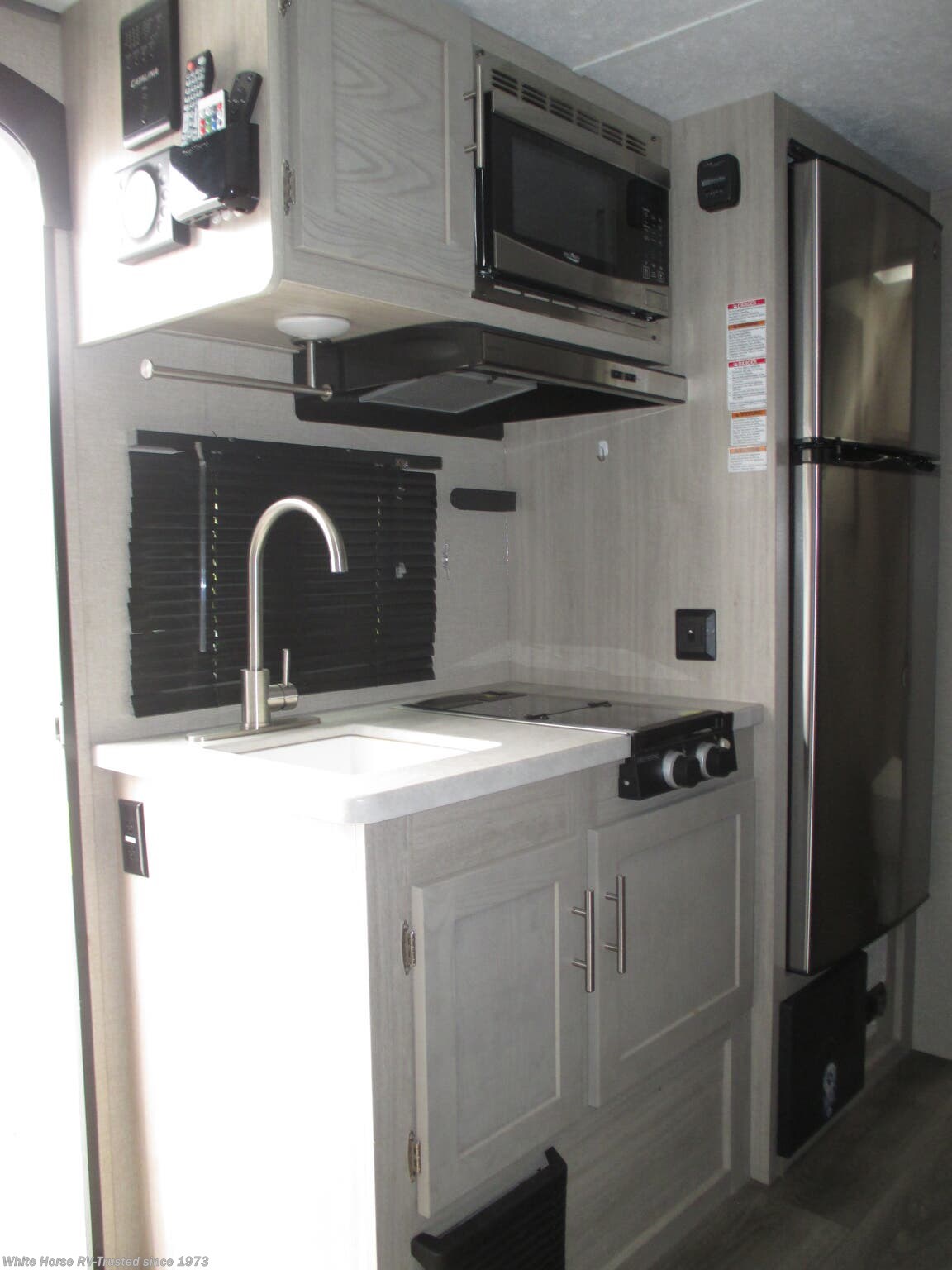 Contact us now about this 2023 Coachmen Catalina Summit Series 7 164BH East-West Queen, Bunk Beds! 2023 Catalina Summit Series 7 164BH East-West Queen, Bunk Beds by Coachmen from White Horse RV Center in Williamstown, New Jersey