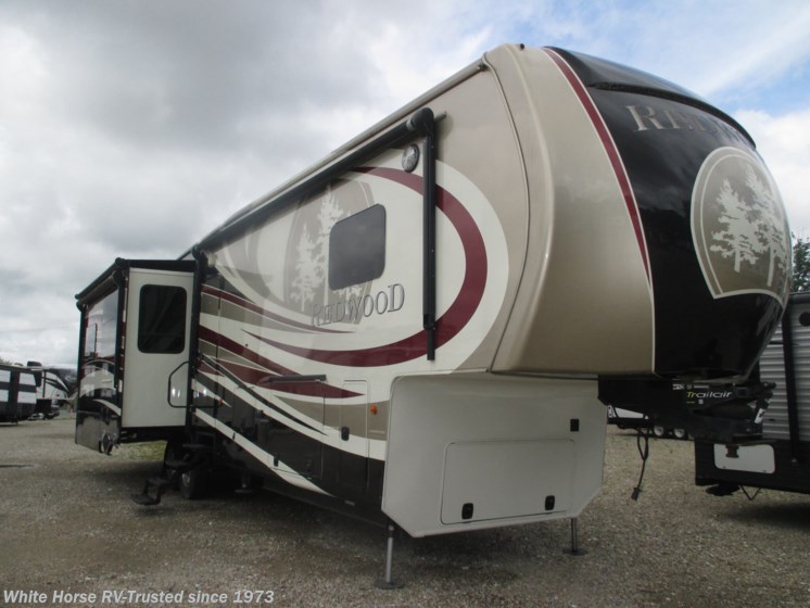 Email now about this 2015 Redwood RV Redwood RW38RL Rear Living Triple Slide, Island Kitchen! Used 2015 Redwood RV Redwood RW38RL Rear Living Triple Slide, Island Kitchen available in Williamstown, New Jersey