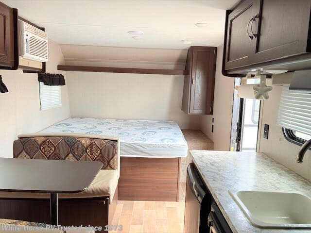 Contact us now about this 2019 Keystone Springdale Mini 1800BH Front Queen, 2 Bunk Beds & Full Bath! 2019 Springdale Mini 1800BH Front Queen, 2 Bunk Beds & Full Bath by Keystone from White Horse RV Center in Williamstown, New Jersey