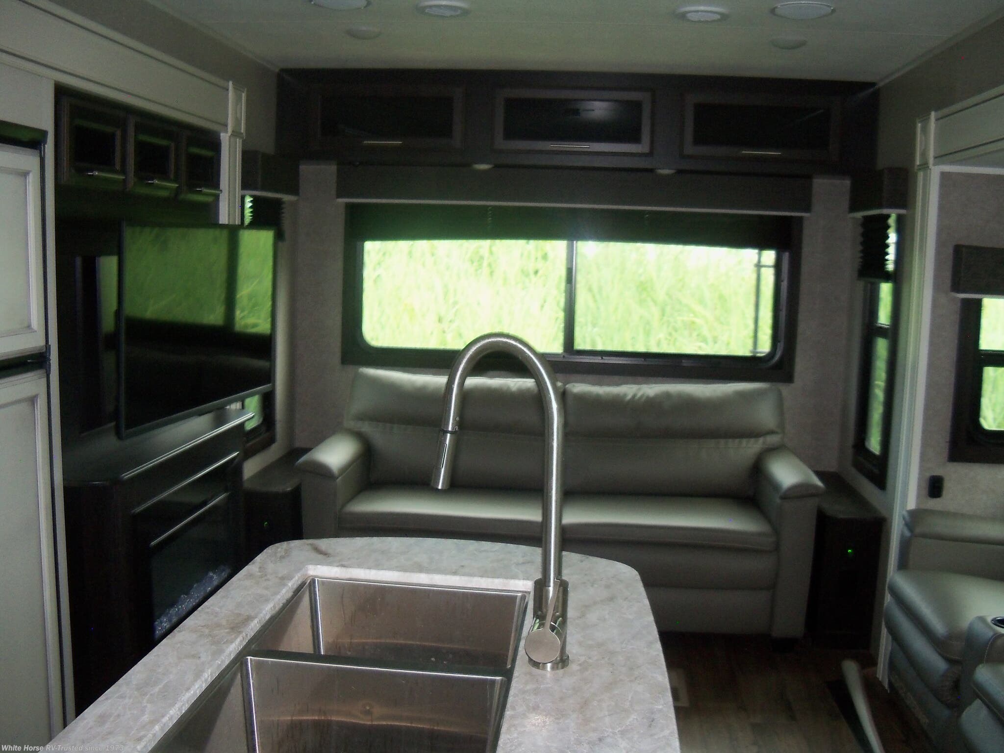 Contact us now about this 2021 Jayco Eagle HT 280RSOK! 2021 Eagle HT 280RSOK by Jayco from White Horse RV Center in Williamstown, New Jersey