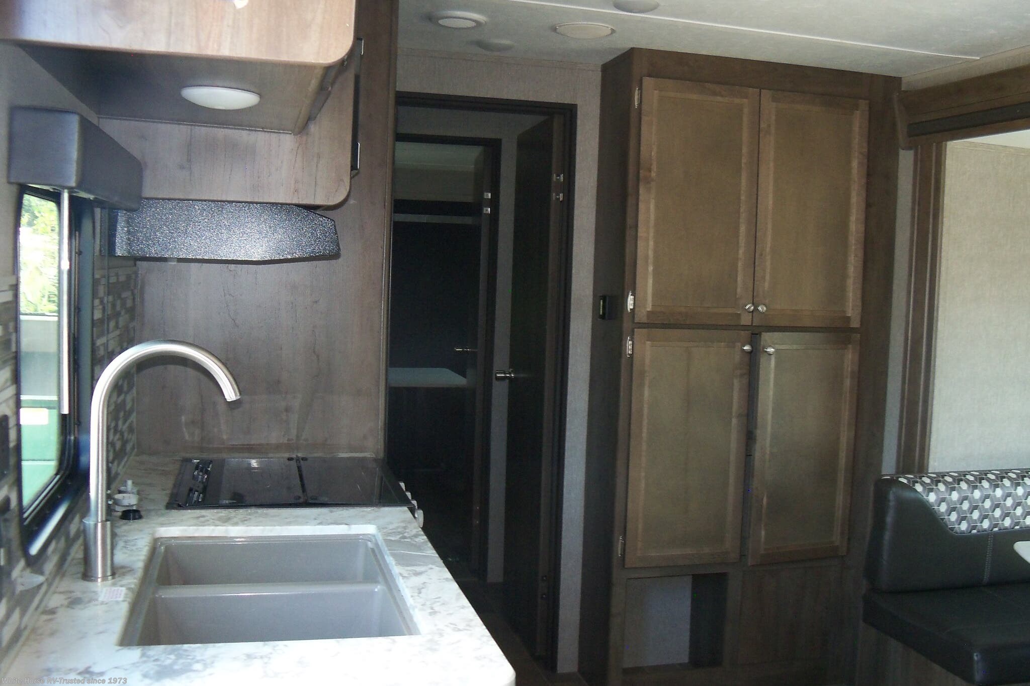 Contact us now about this 2019 Dutchmen Coleman Lantern 300TQ! 2019 Coleman Lantern 300TQ by Dutchmen from White Horse RV Center in Williamstown, New Jersey