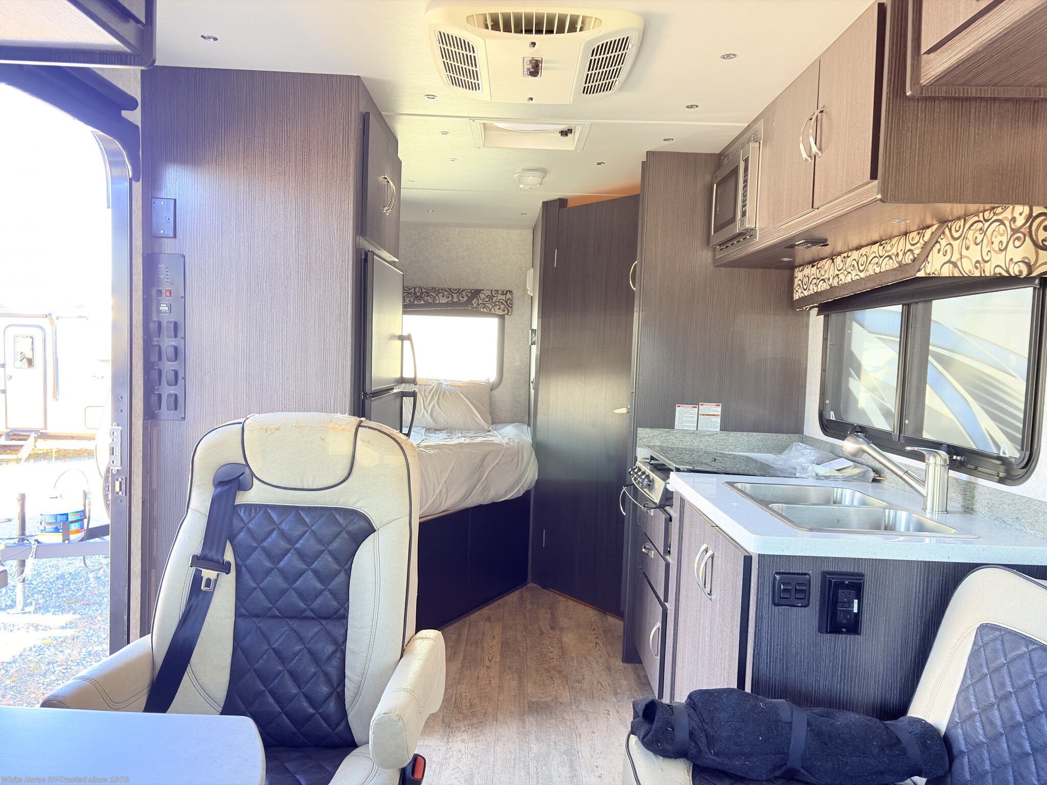 Contact us now about this 2016 Dynamax Corp REV 24CB! 2016 REV 24CB by Dynamax Corp from White Horse RV Center in Williamstown, New Jersey