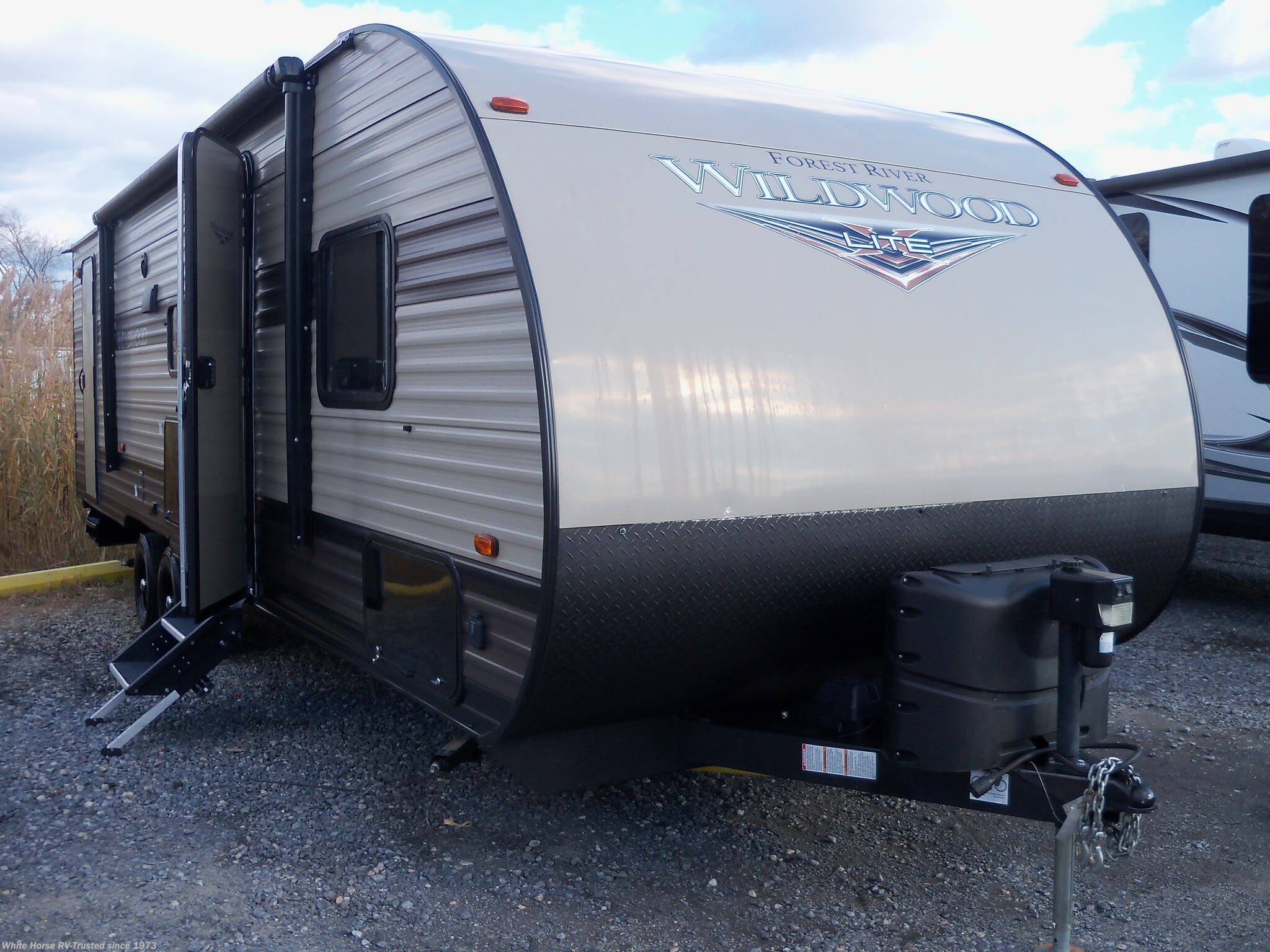 Email now about this 2020 Forest River Wildwood X-Lite 263BHXL! Used 2020 Forest River Wildwood X-Lite 263BHXL available in Williamstown, New Jersey