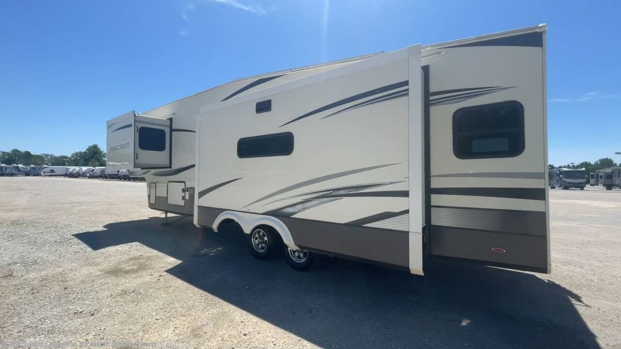 Contact us now about this 2021 Vanleigh PineCrest 335RLP! 2021 PineCrest 335RLP by Vanleigh from Blue Compass RV North Myrtle Beach in Longs, South Carolina