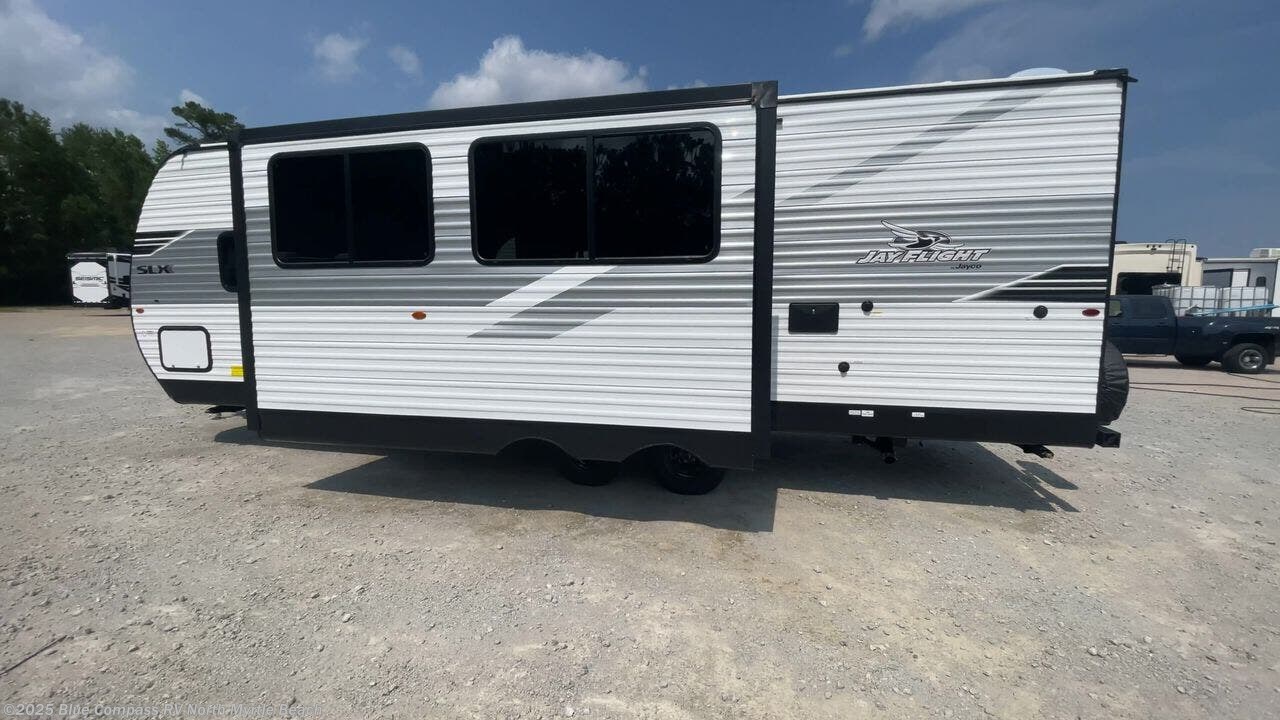 Contact us now about this 2026 Jayco Jay Flight SLX 261BHS! 2026 Jay Flight SLX 261BHS by Jayco from Blue Compass RV North Myrtle Beach in Longs, South Carolina