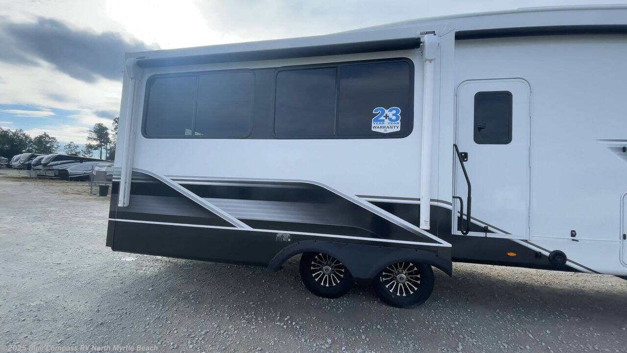 New 2026 Jayco Eagle 321RSTS available in Longs, South Carolina