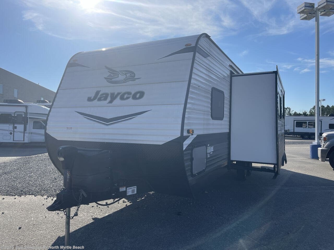 Used 2022 Jayco Jay Flight SLX 8 267BHS available in Longs, South Carolina