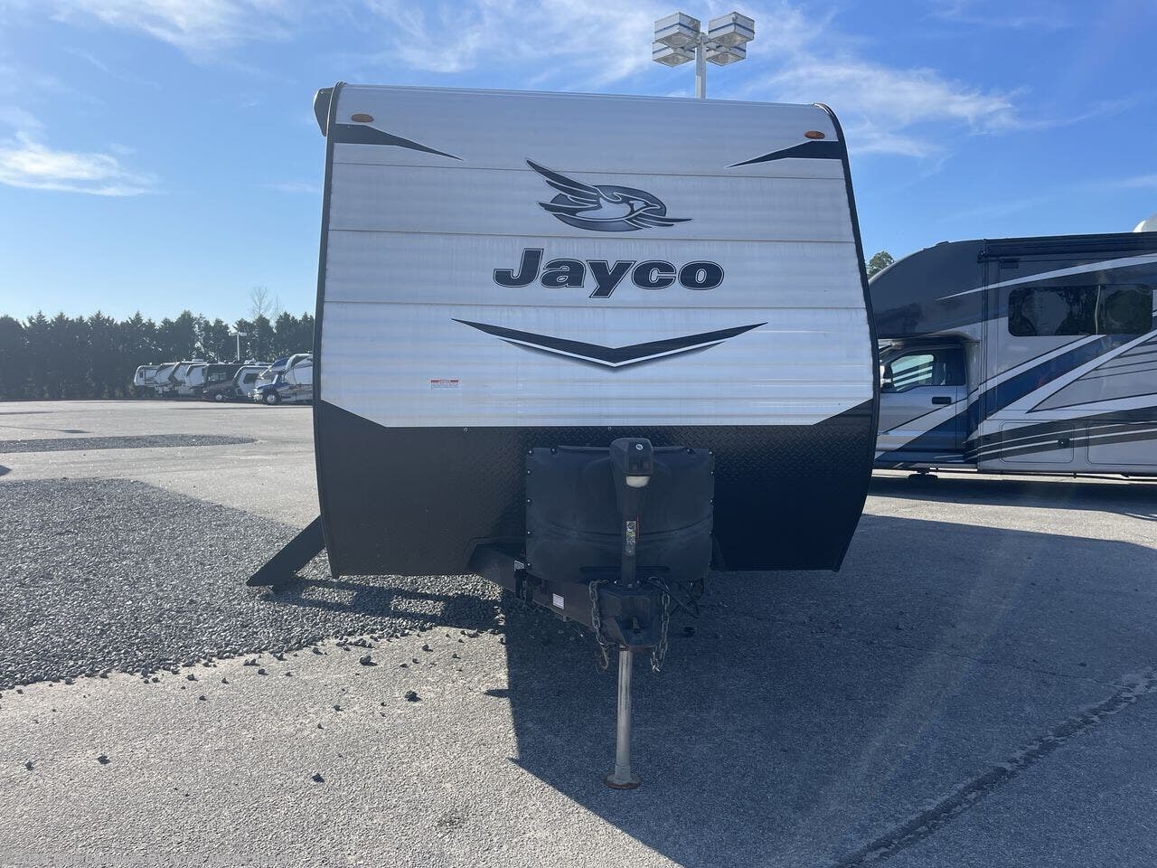 Contact us now about this 2022 Jayco Jay Flight SLX 8 267BHS! 2022 Jay Flight SLX 8 267BHS by Jayco from Blue Compass RV North Myrtle Beach in Longs, South Carolina