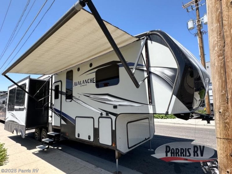 Email now about this 2017 Keystone Avalanche 300RE! Used 2017 Keystone Avalanche 300RE available in Murray, Utah
