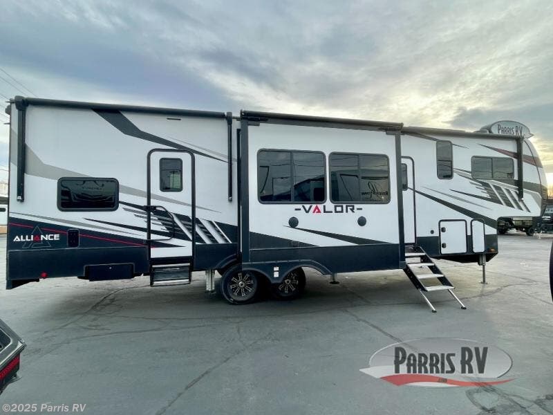 Contact us now about this 2022 Alliance RV Valor 36V11! 2022 Valor 36V11 by Alliance RV from Parris RV in Murray, Utah