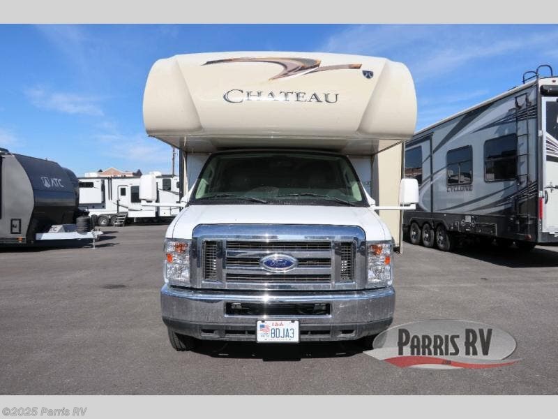 Call now about this 2016 Four Winds International Chateau 31E! 2016 Four Winds International Chateau 31E - Used Class C For Sale by Parris RV in Murray, Utah