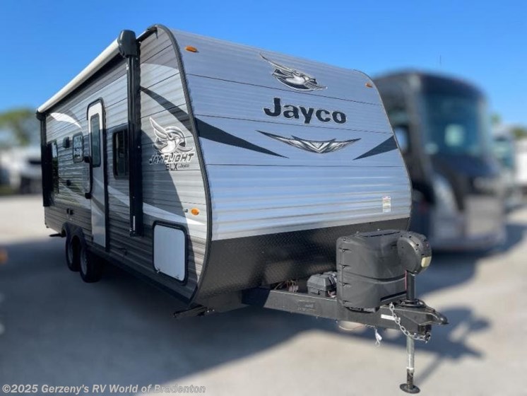 Email now about this 2021 Jayco Jay Flight 212QB! Used 2021 Jayco Jay Flight 212QB available in Bradenton, Florida