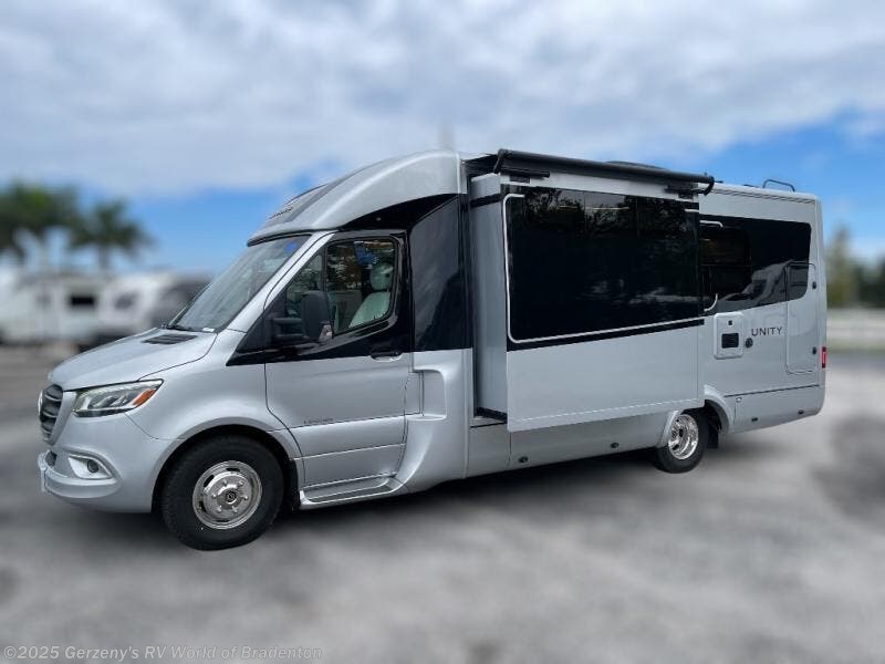 New 2025 Leisure Travel Unity 24MBL available in Bradenton, Florida
