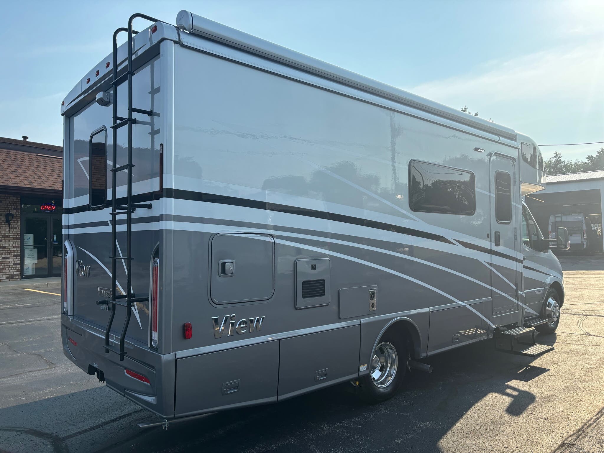 Contact us now about this 2025 Winnebago View 24D! 2025 View 24D by Winnebago from Winnebago Motor Homes in Rockford, Illinois