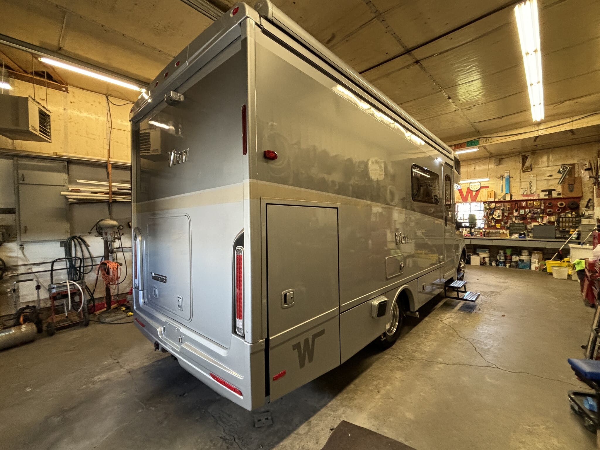 Contact us now about this 2025 Winnebago View 24T RWD! 2025 View 24T RWD by Winnebago from Winnebago Motor Homes in Rockford, Illinois