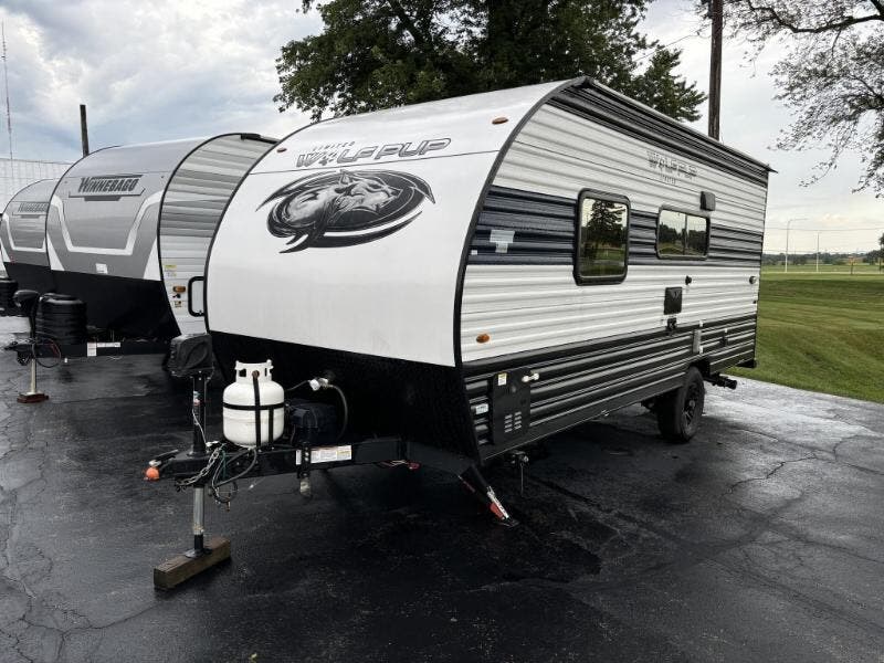 Email now about this 2023 Forest River Cherokee Wolf Pup 16FQ! Used 2023 Forest River Cherokee Wolf Pup 16FQ available in Rockford, Illinois