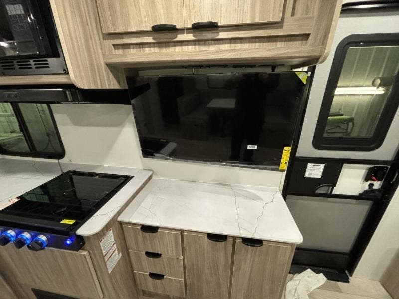 Call now about this 2024 Winnebago Access 26RL! 2024 Winnebago Access 26RL - New Travel Trailer For Sale by Winnebago Motor Homes in Rockford, Illinois