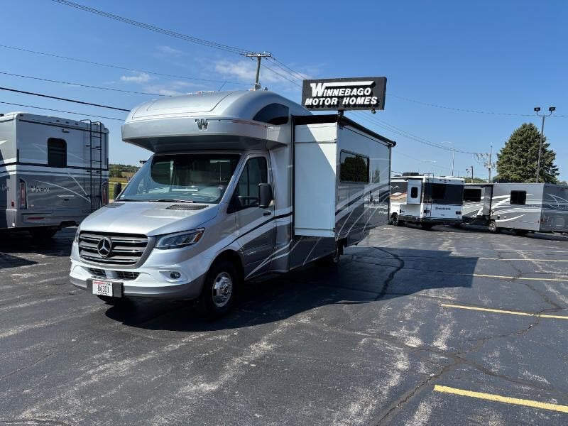 Email now about this 2021 Winnebago View 24D! Used 2021 Winnebago View 24D available in Rockford, Illinois