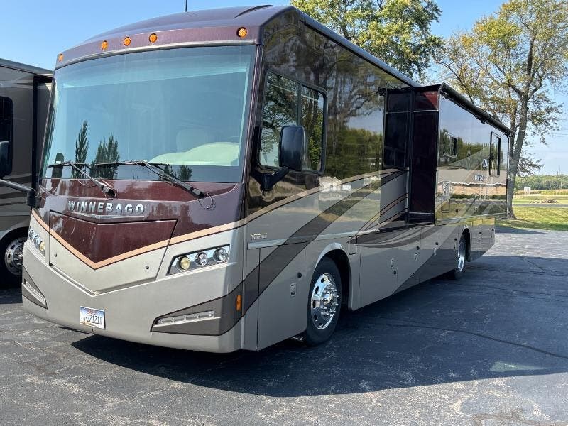Contact us now about this 2018 Winnebago Forza 36G! 2018 Forza 36G by Winnebago from Winnebago Motor Homes in Rockford, Illinois