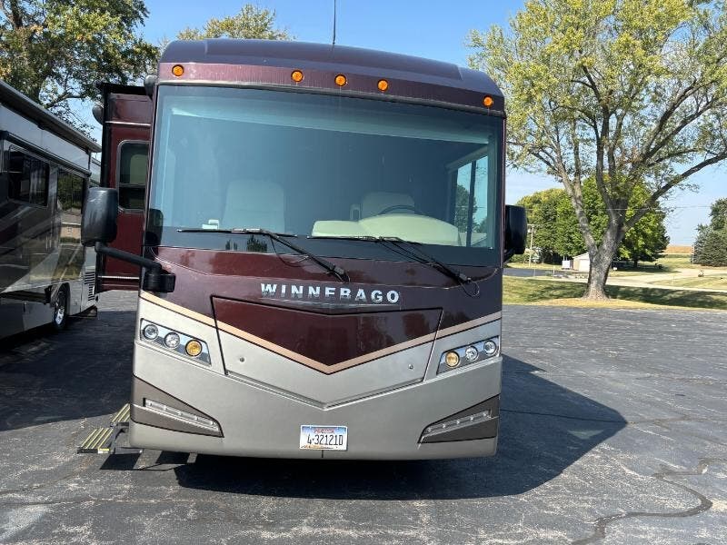 Call now about this 2018 Winnebago Forza 36G! 2018 Winnebago Forza 36G - Used Class A For Sale by Winnebago Motor Homes in Rockford, Illinois