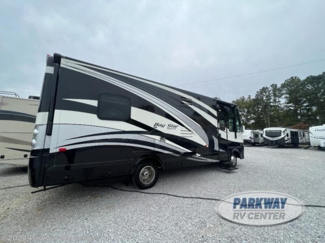 2017 Bay Star Sport 2812 by Newmar from Parkway RV Center in Ringgold, Georgia