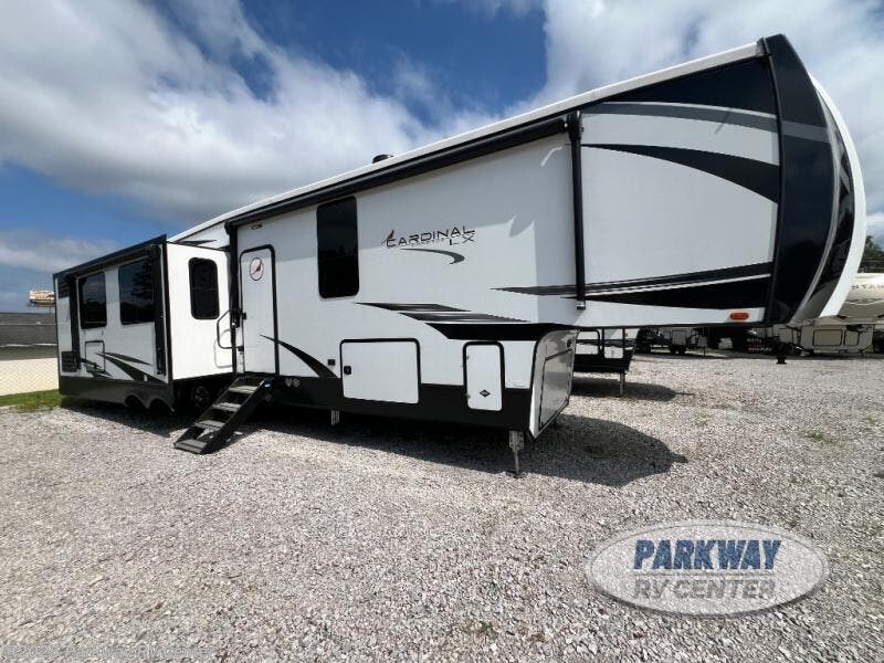 Used 2022 Forest River Cardinal Luxury 390FBX available in Ringgold, Georgia