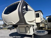 Contact us now about this 2017 Keystone Montana 3921 FB! 2017 Montana 3921 FB by Keystone from Parkway RV Center in Ringgold, Georgia