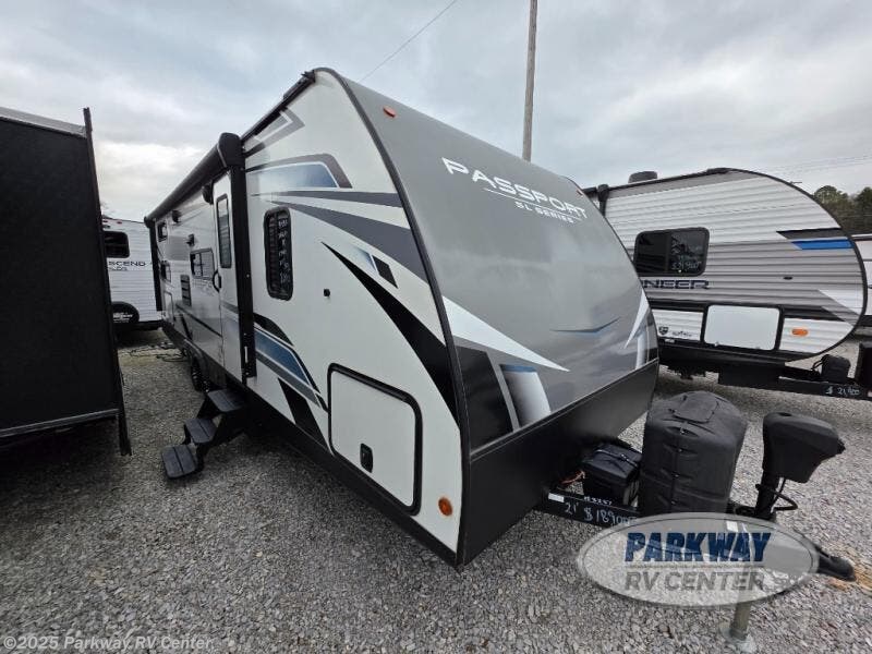 Contact us now about this 2021 Keystone Passport 268BH SL Series! 2021 Passport 268BH SL Series by Keystone from Parkway RV Center in Ringgold, Georgia