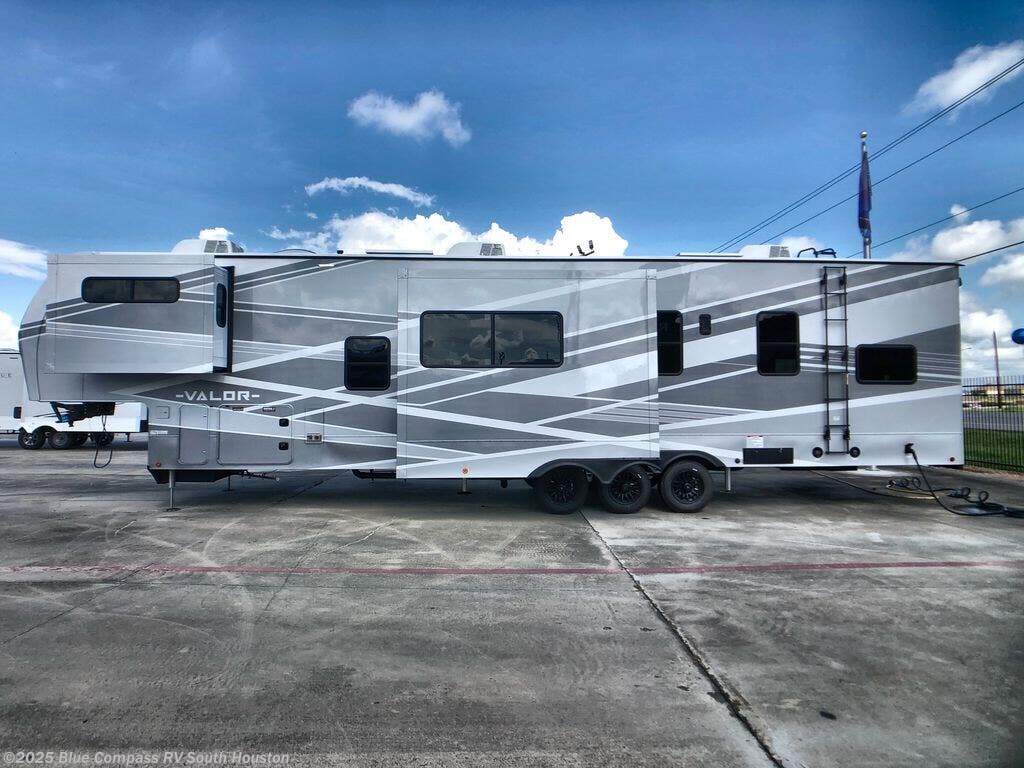 Contact us now about this 2026 Alliance RV Valor All-Access 40V13! 2026 Valor All-Access 40V13 by Alliance RV from Blue Compass RV South Houston in Alvin, Texas