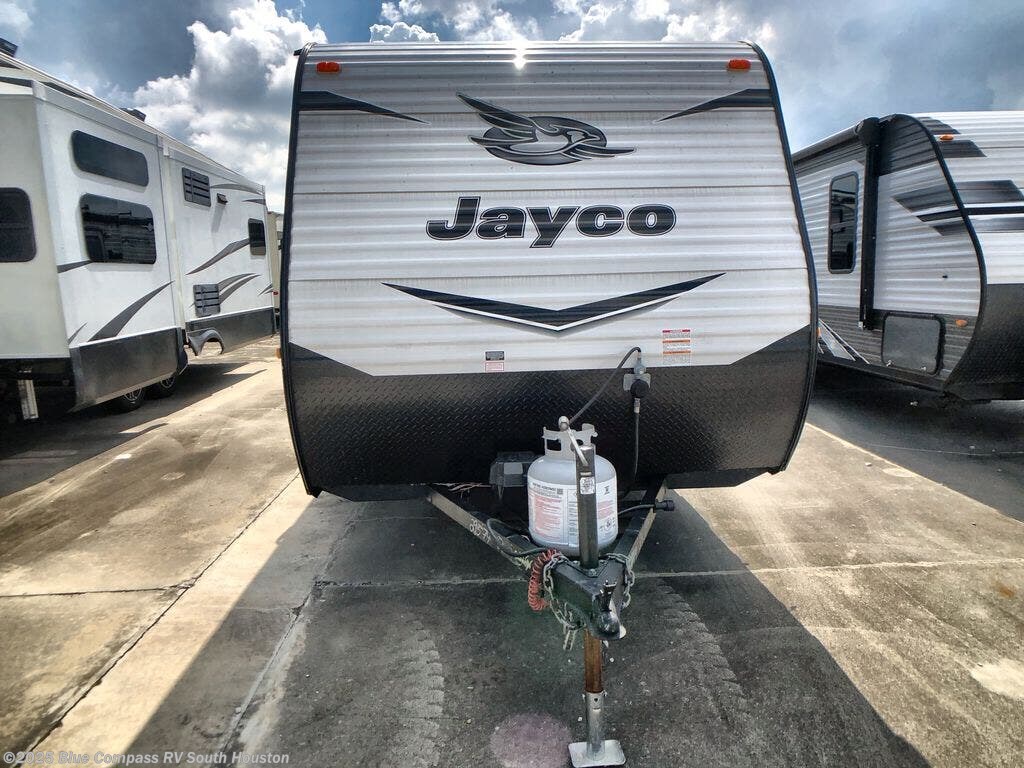 Contact us now about this 2022 Jayco Jay Flight SLX 7 154BH! 2022 Jay Flight SLX 7 154BH by Jayco from Blue Compass RV South Houston in Alvin, Texas