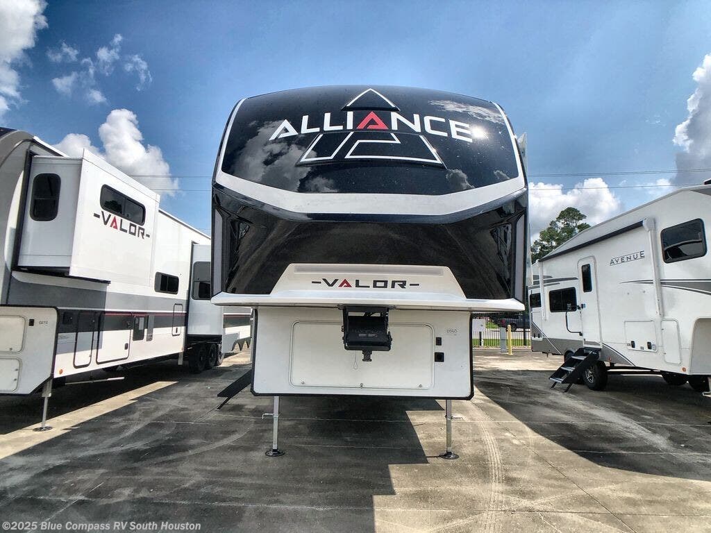 Contact us now about this 2026 Alliance RV Valor All-Access 32A10! 2026 Valor All-Access 32A10 by Alliance RV from Blue Compass RV South Houston in Alvin, Texas