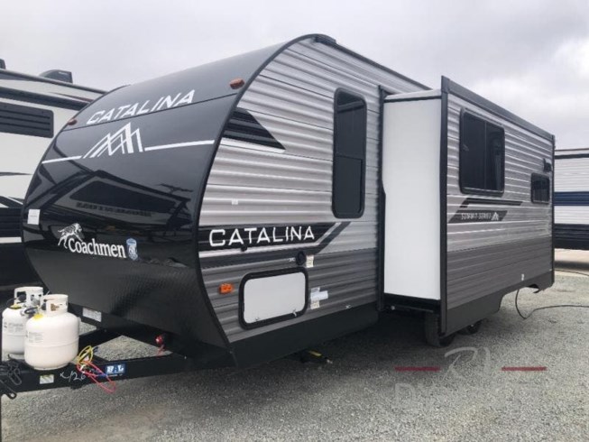 2024 Catalina Summit Series 8 221MKE by Coachmen from RV Dynasty in Bunker Hill, Indiana