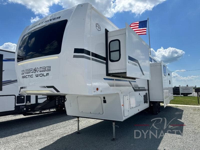 Contact us now about this 2026 Forest River Cherokee Arctic Wolf 3650SUITE! 2026 Cherokee Arctic Wolf 3650SUITE by Forest River from RV Dynasty in Bunker Hill, Indiana