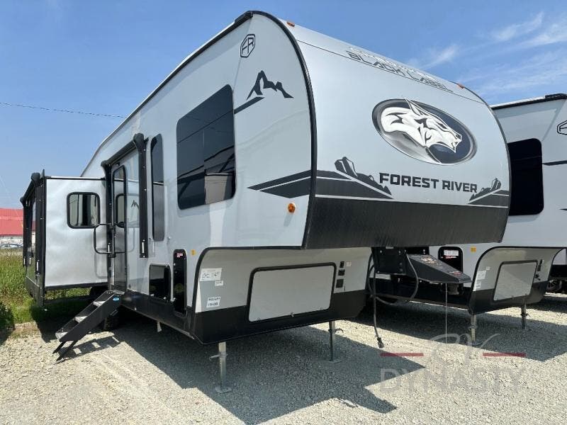 Email now about this 2025 Forest River Cherokee Black Label 295SBBL! New 2025 Forest River Cherokee Black Label 295SBBL available in Bunker Hill, Indiana