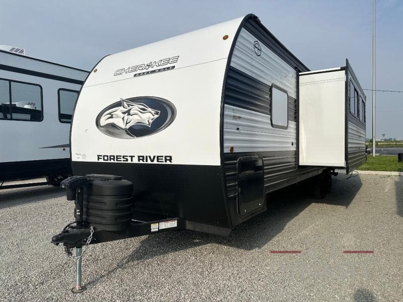 Contact us now about this 2026 Forest River Cherokee Grey Wolf 26KF! 2026 Cherokee Grey Wolf 26KF by Forest River from RV Dynasty in Bunker Hill, Indiana