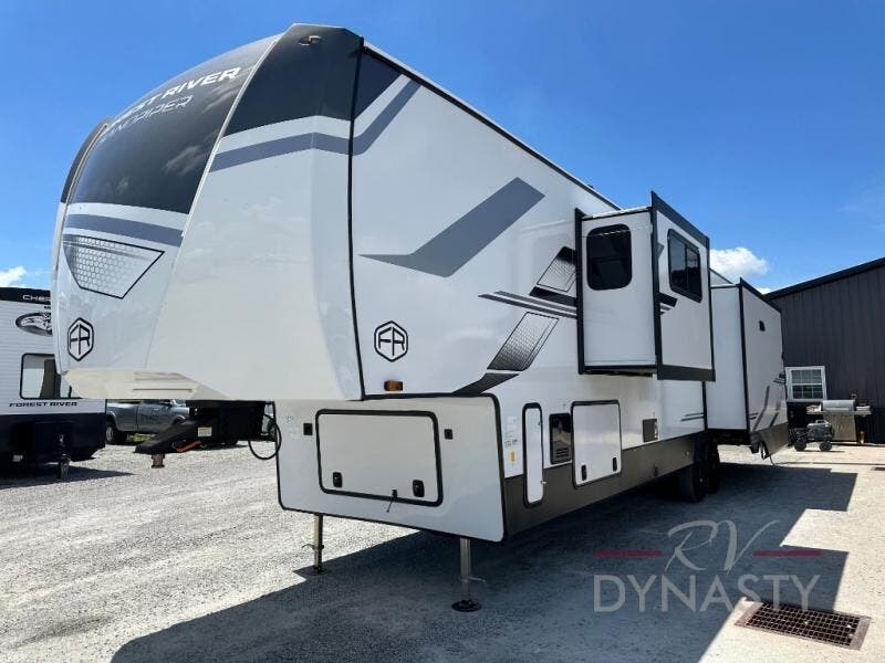 Contact us now about this 2026 Forest River Sandpiper 3900HBLR! 2026 Sandpiper 3900HBLR by Forest River from RV Dynasty in Bunker Hill, Indiana