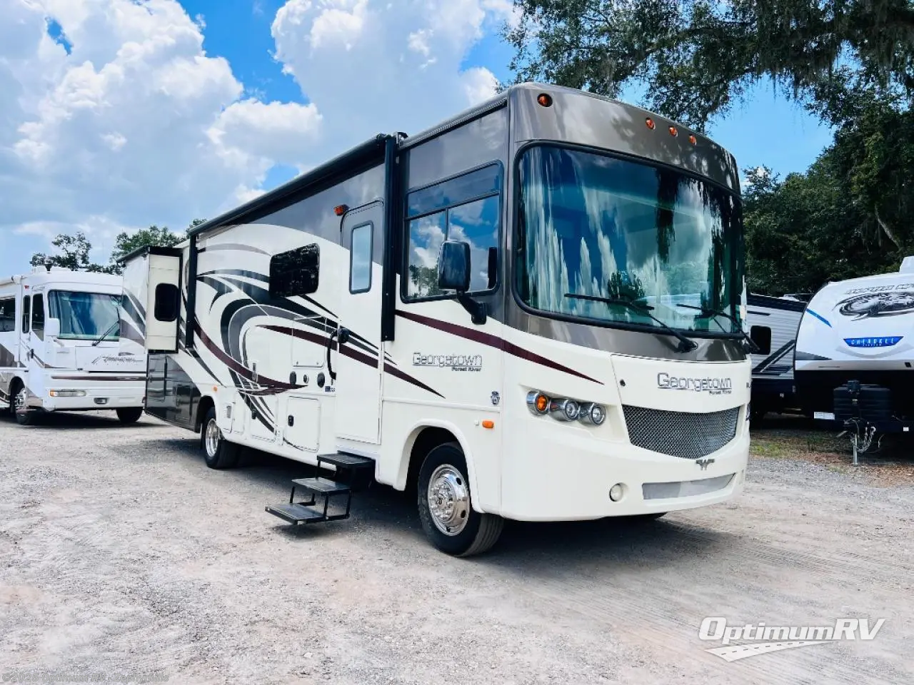 Email now about this 2016 Forest River Georgetown 329DS! Used 2016 Forest River Georgetown 329DS available in Zephyrhills, Florida