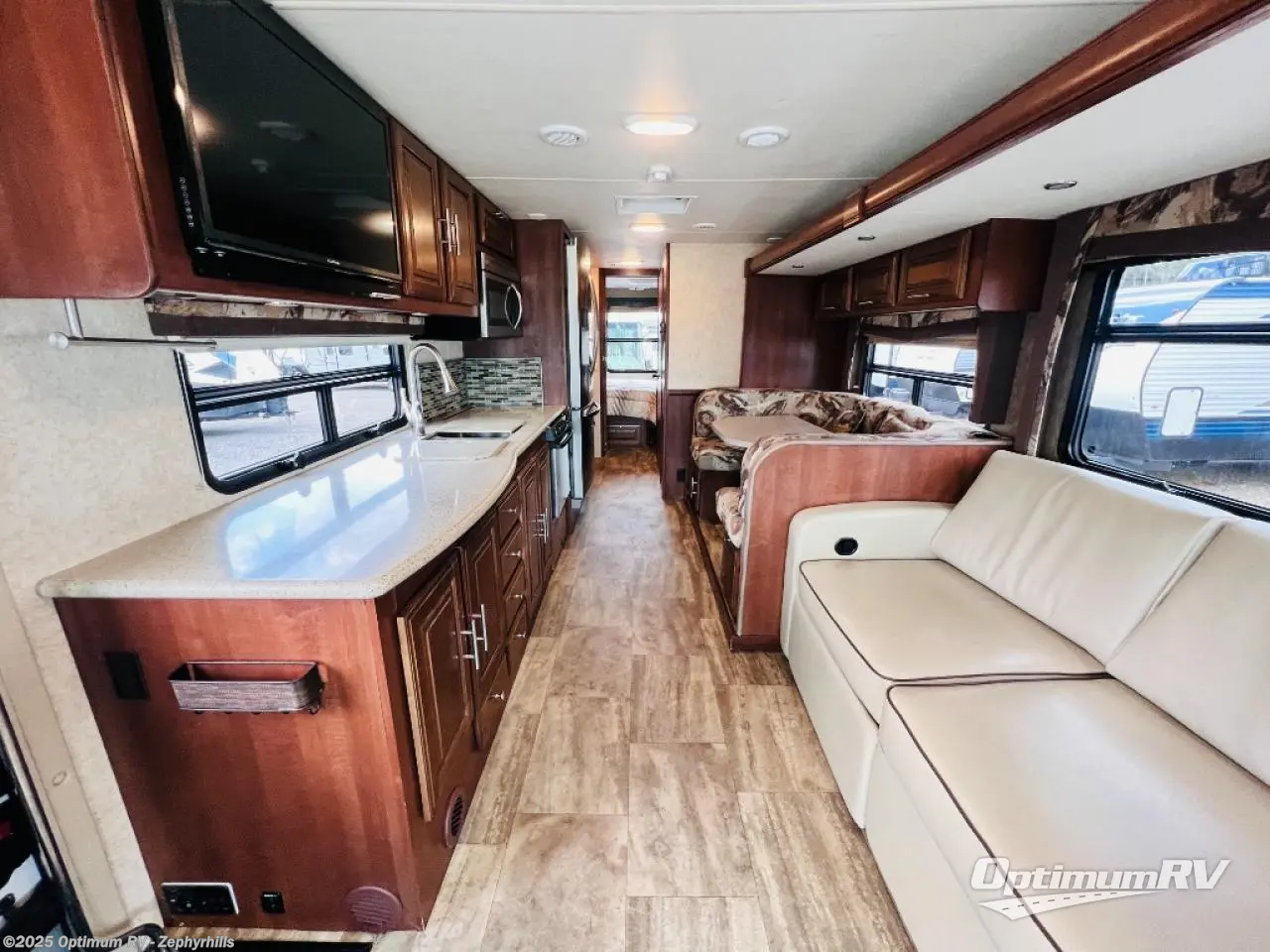 Used 2016 Forest River Georgetown 329DS available in Zephyrhills, Florida