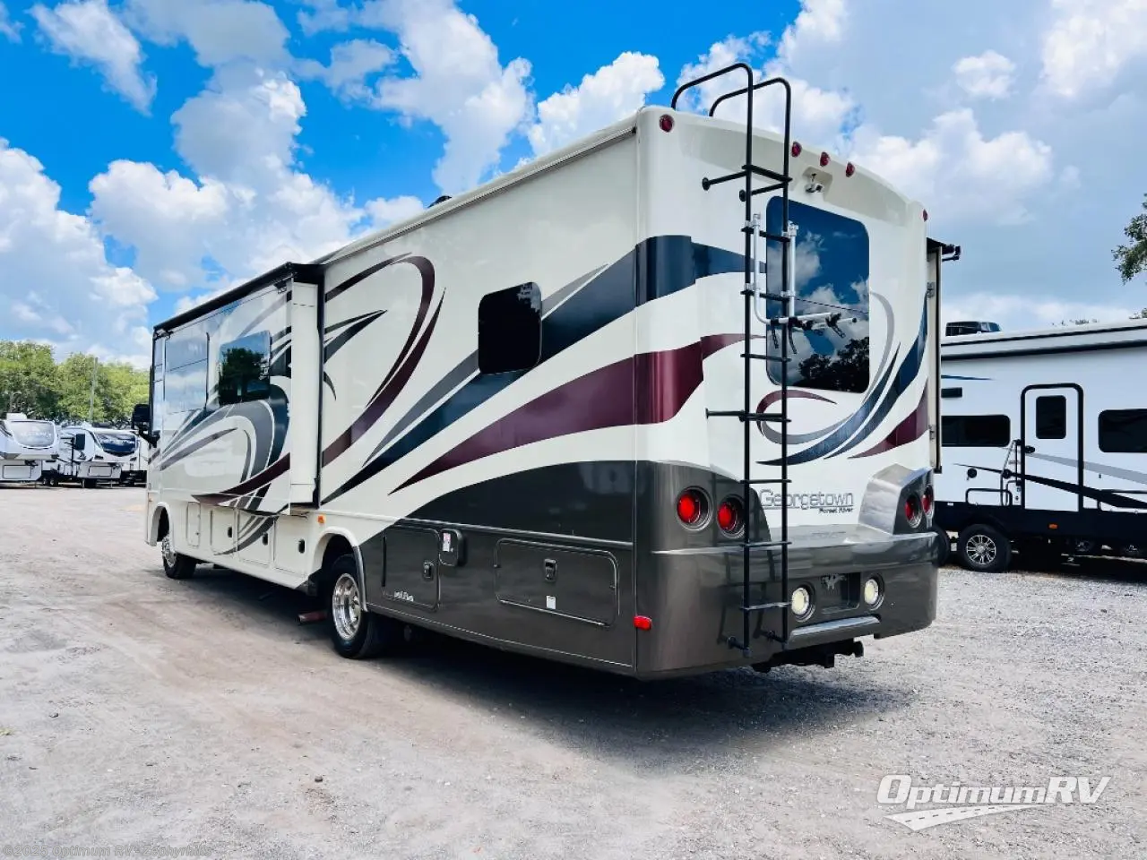 Call now about this 2016 Forest River Georgetown 329DS! 2016 Forest River Georgetown 329DS - Used Class A For Sale by Optimum RV - Zephyrhills in Zephyrhills, Florida features Slideout