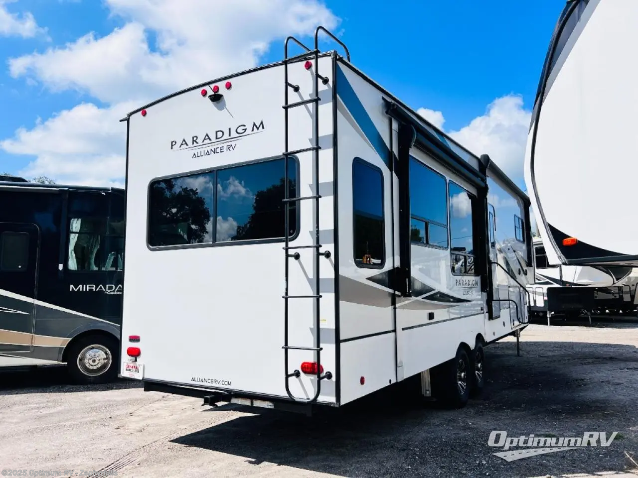 Contact us now about this 2021 Skyline Alliance Paradigm 310RL! 2021 Alliance Paradigm 310RL by Skyline from Optimum RV - Zephyrhills in Zephyrhills, Florida