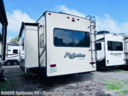 Call now about this 2017 Grand Design Reflection 27RL! 2017 Grand Design Reflection 27RL - Used Fifth Wheel For Sale by Optimum RV - Zephyrhills in Zephyrhills, Florida features Awning, Slideout