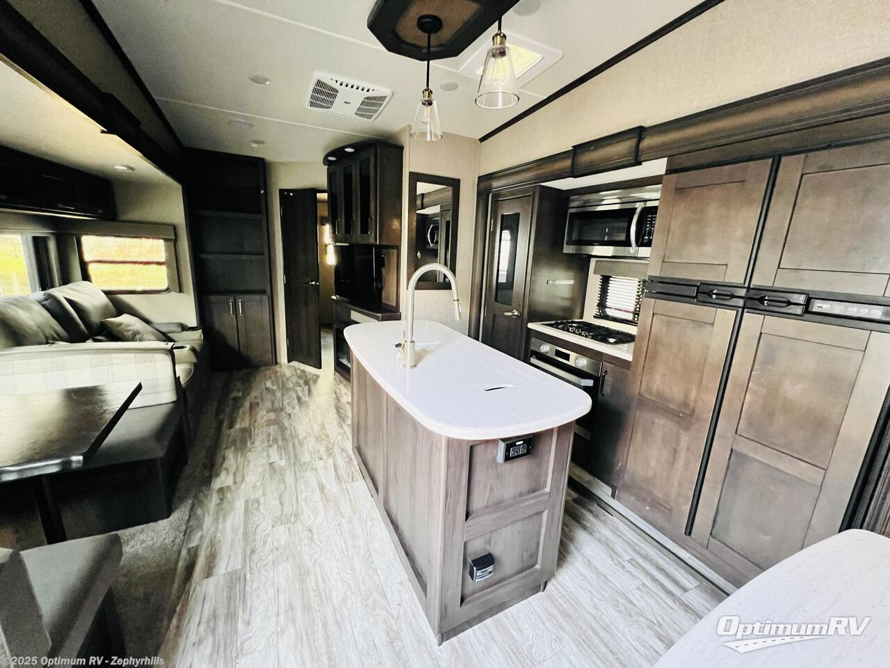 Used 2022 Grand Design Reflection 303RLS available in Zephyrhills, Florida