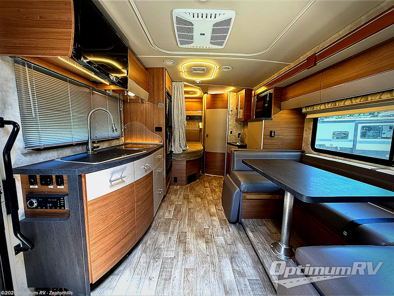 Used 2018 Winnebago View 24J available in Zephyrhills, Florida