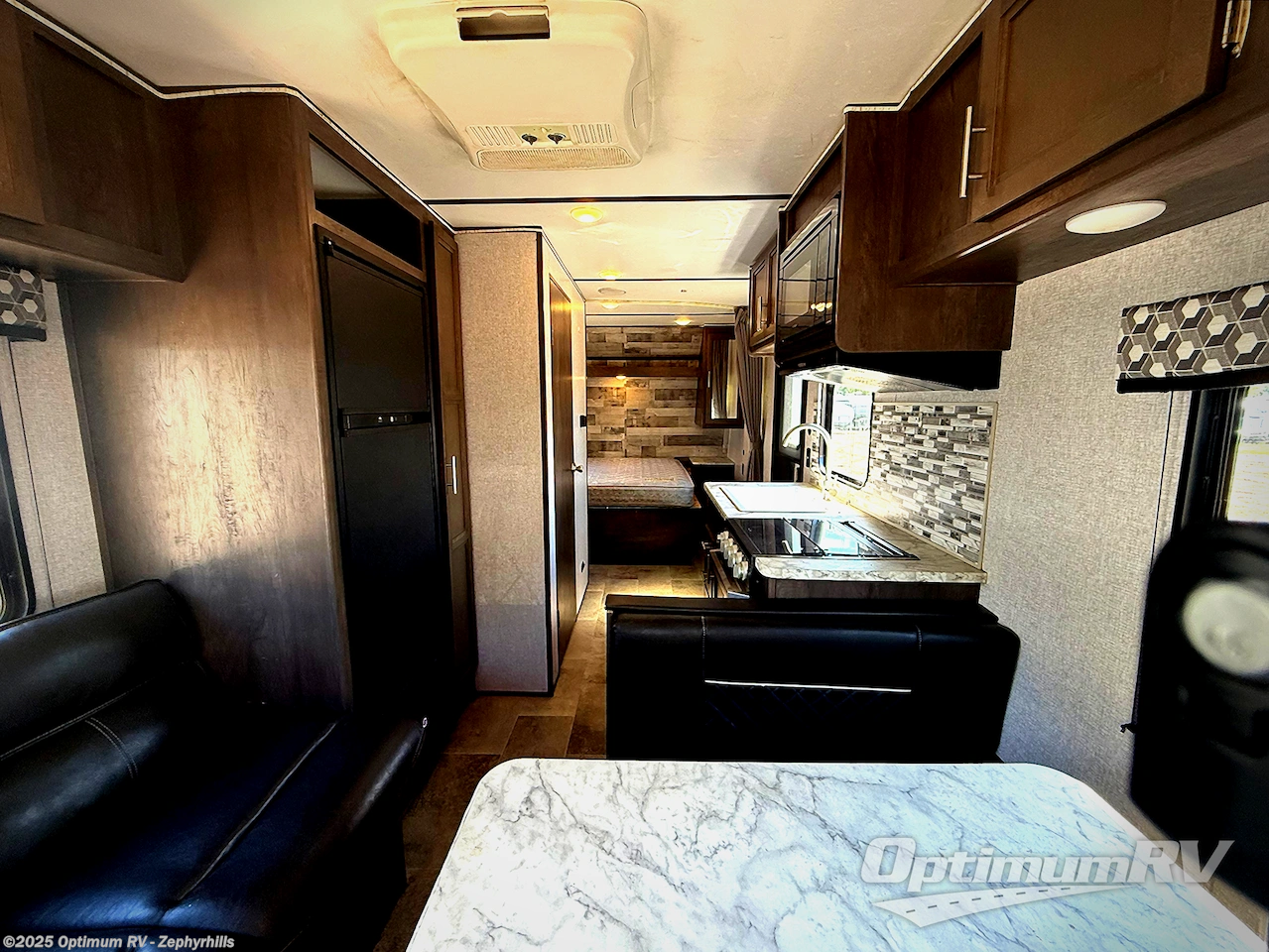 Used 2020 Dutchmen Coleman Lantern LT Series 202RD available in Zephyrhills, Florida