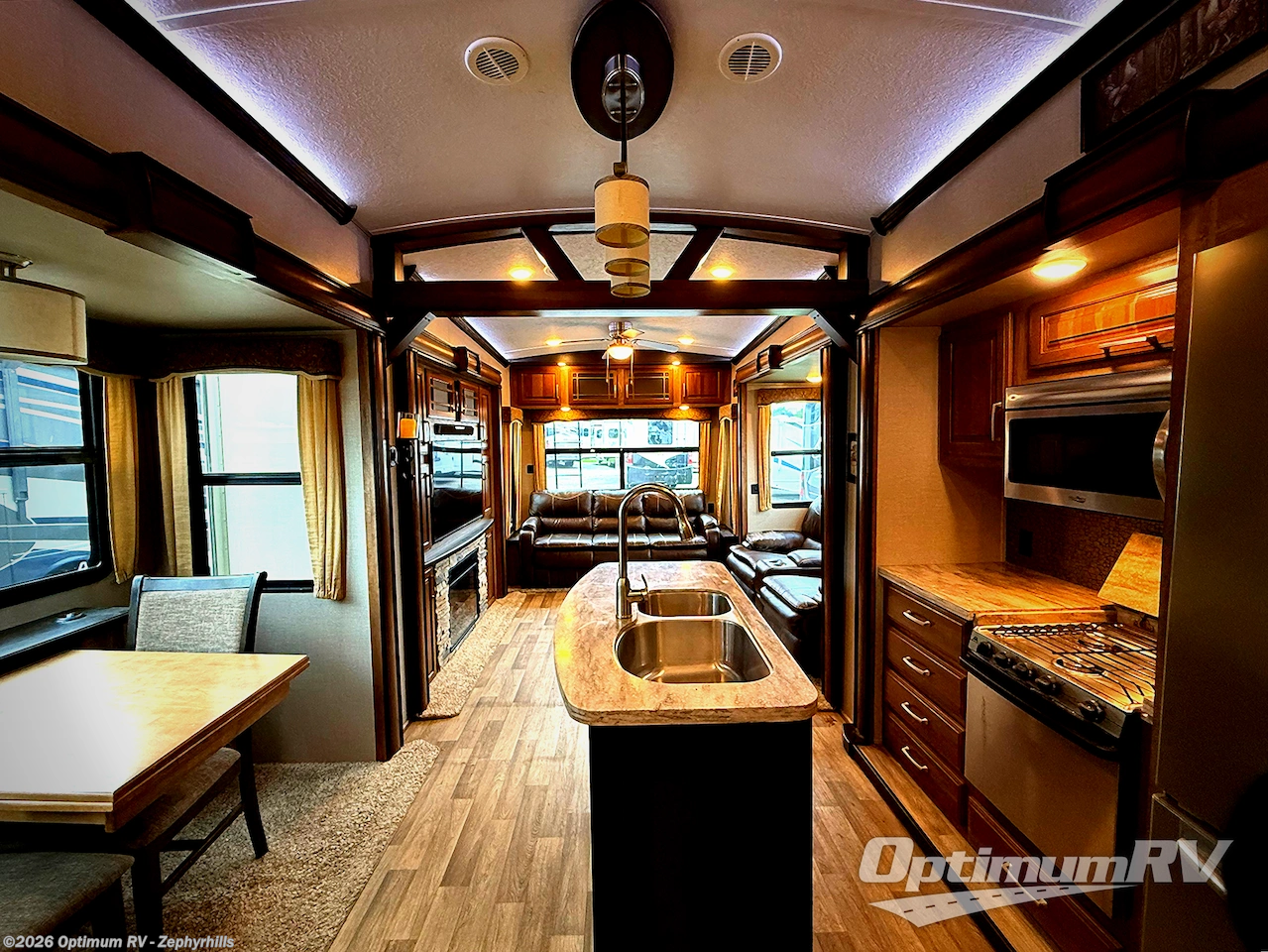 Call now about this 2017 Keystone Montana 3661RL! 2017 Keystone Montana 3661RL - Used Fifth Wheel For Sale by Optimum RV - Zephyrhills in Zephyrhills, Florida features Slideout, Awning